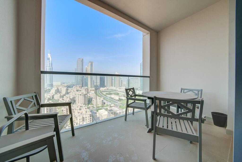 Appartement Burj Khalifa View - 2Br And Maid - Downtown à Dubaï Extérieur photo