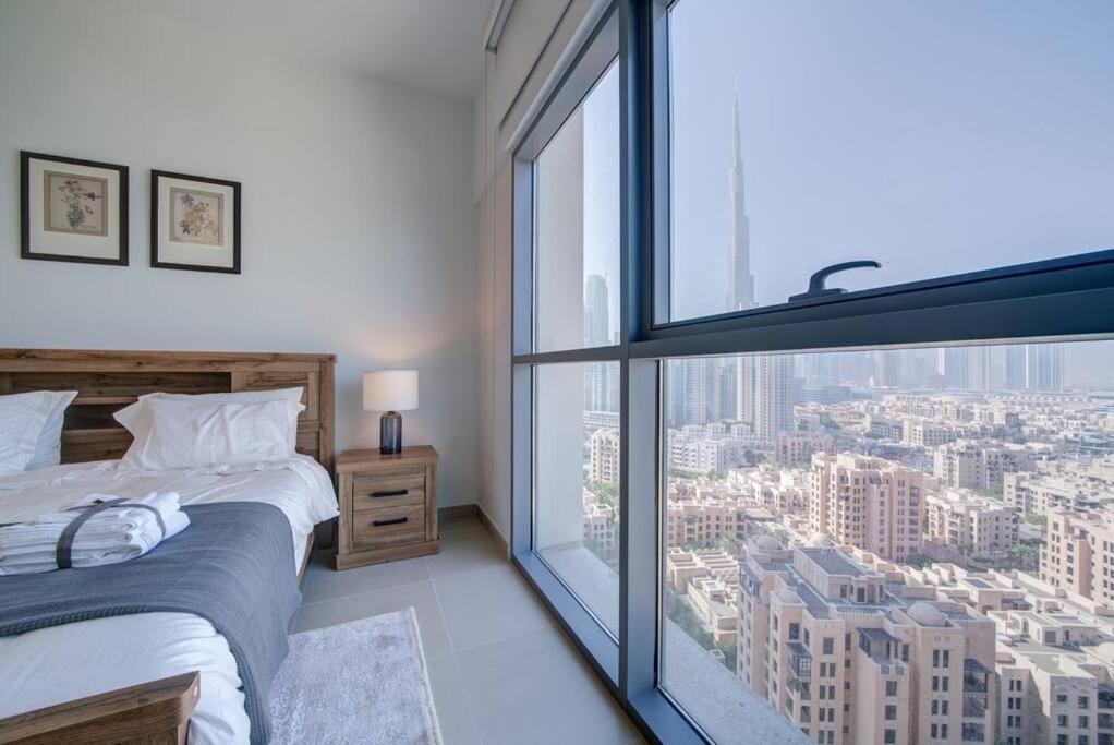 Appartement Burj Khalifa View - 2Br And Maid - Downtown à Dubaï Extérieur photo